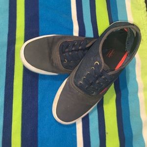 Levis Low Top Sneakers Shoes